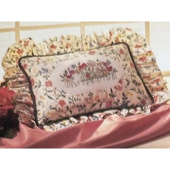 Cross Stitch Potpourri of Fantasy Fibers Counted Needlework Rare Patterns Book - Picture 5 of 7